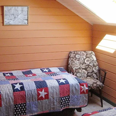 Holiday home Four-bedroom In Follafoss *