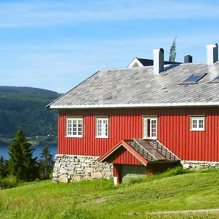 Four-bedroom In Follafoss Volset