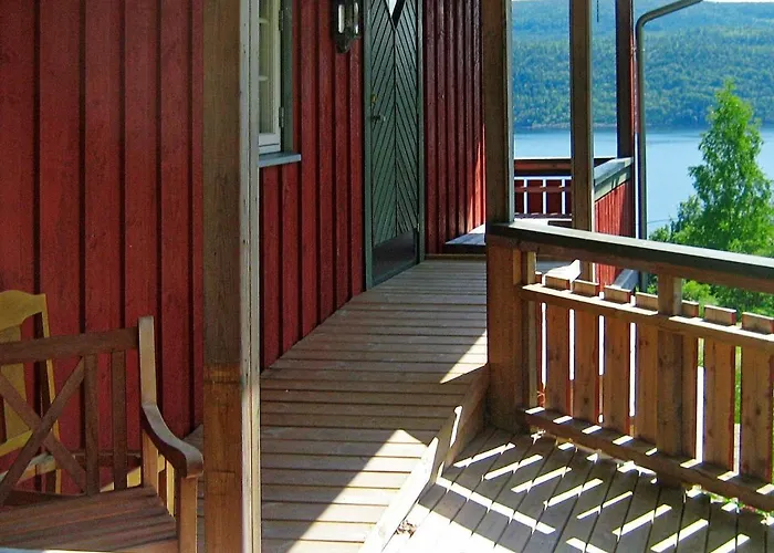 Nyaraló 10 Person In Follafoss-by Traum Vølset